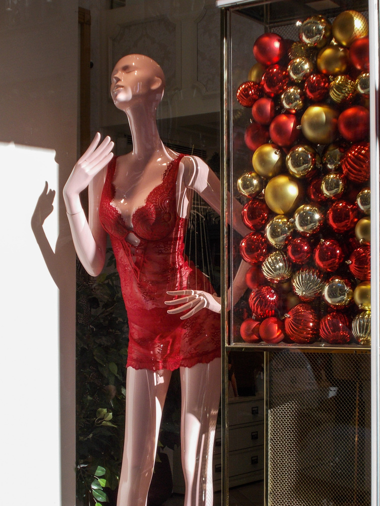 幸運を呼ぶ赤いランジェリー～♡☆