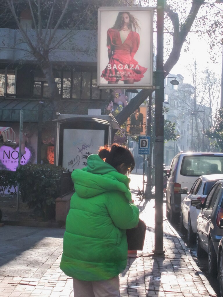 赤信号…？青信号…？