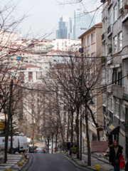 急坂の街イスタンブール　新と旧～