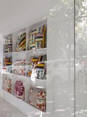 ミルクの中のクッション屋さん