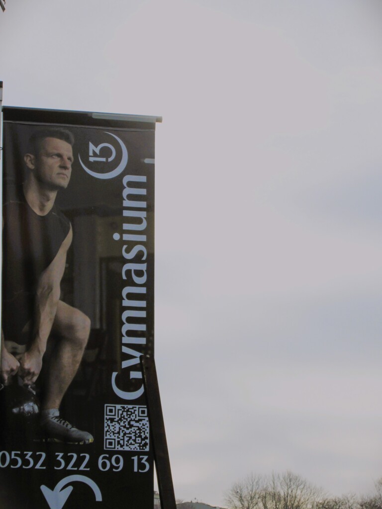 雨にも負けず　風にも負けず…