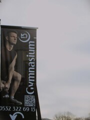 雨にも負けず　風にも負けず…