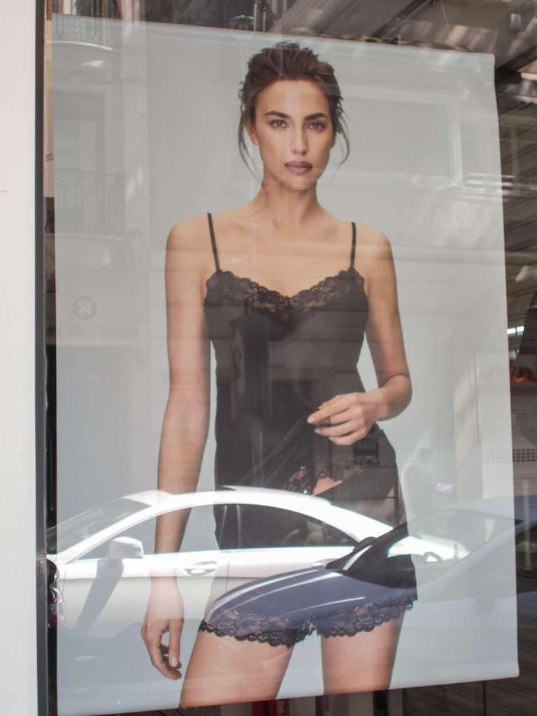 女でいること・・・