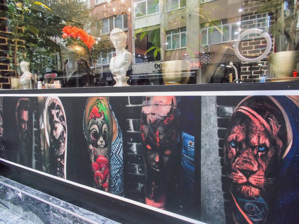 タトゥースタジオ＊＊＊