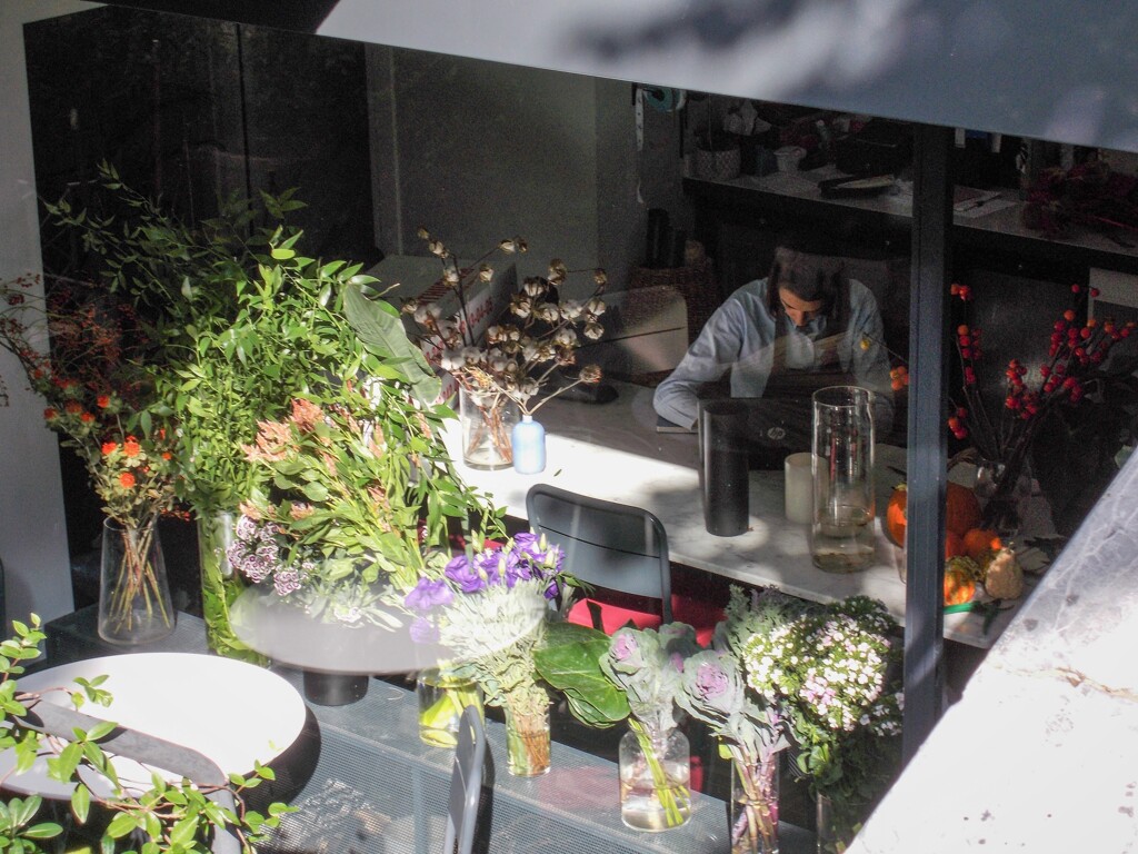 注文をチェックするフローリスト～