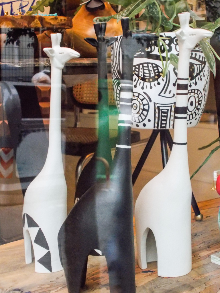 キリンの背比べ