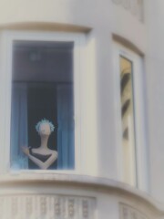 窓辺の女～