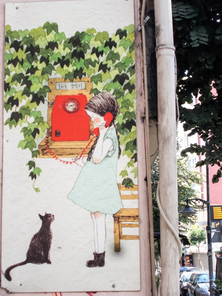 古いけど　捨てられない街の大事なウォールペインティング～♡