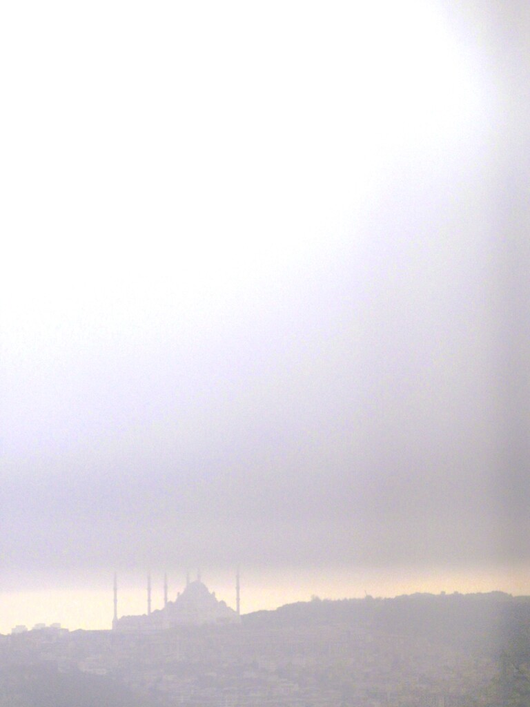 山のあなたの空遠く～～