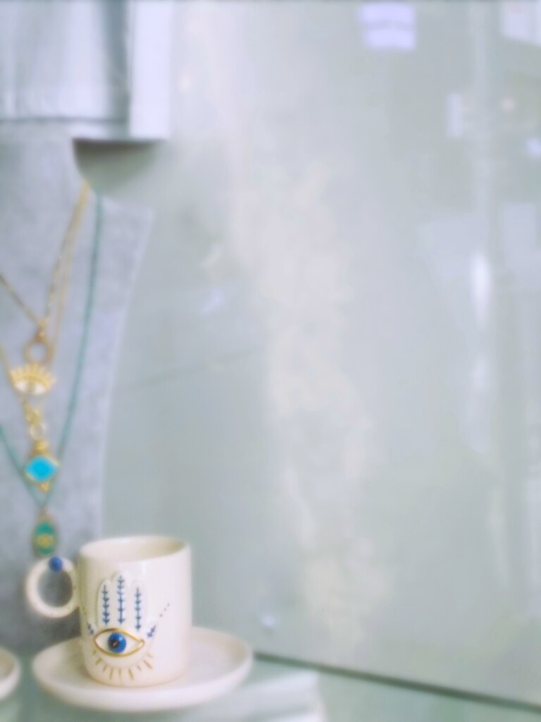 魔除けの睨み～★