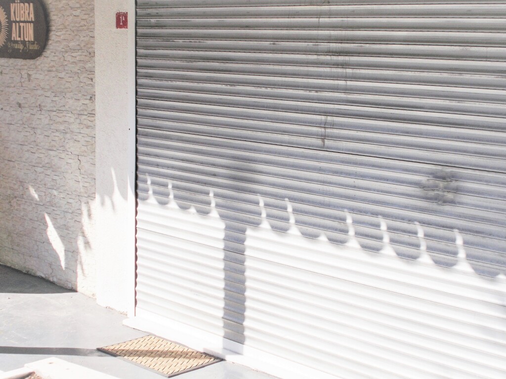 カモメが翔んだ日。。。