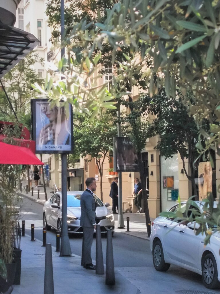 洒落男～♪　横から～