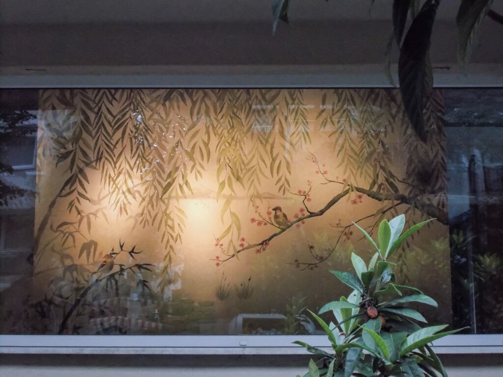 窓～　道行く人の為に～✶　住人はきっと…