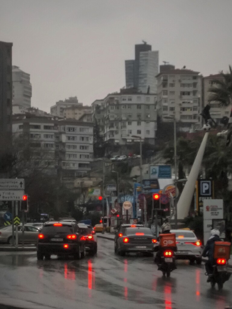 ちょっと待って…！　play back…！