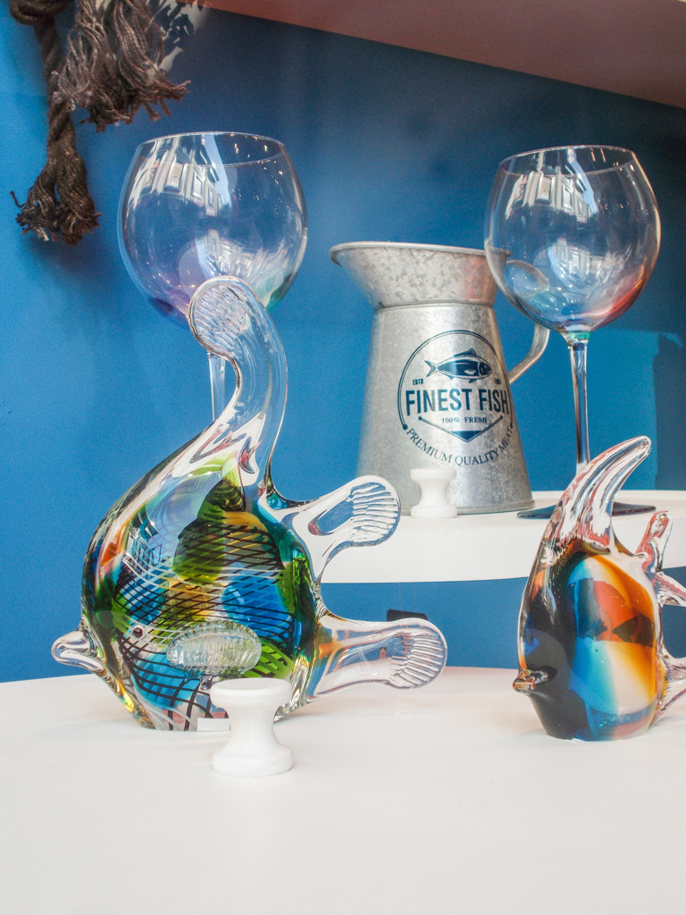 泳げないガラスの魚