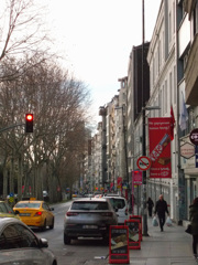 キット・カツ…！