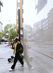 凛と白く冷たいミクロコスモスから…