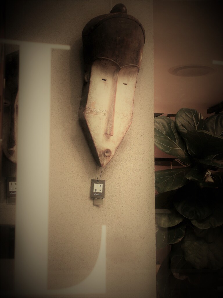 マスク…　タイムスリップしそう…