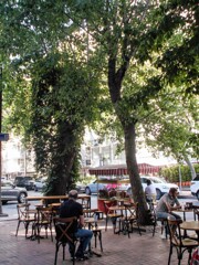 男の朝は１杯の濃いチャイから始まる～♪