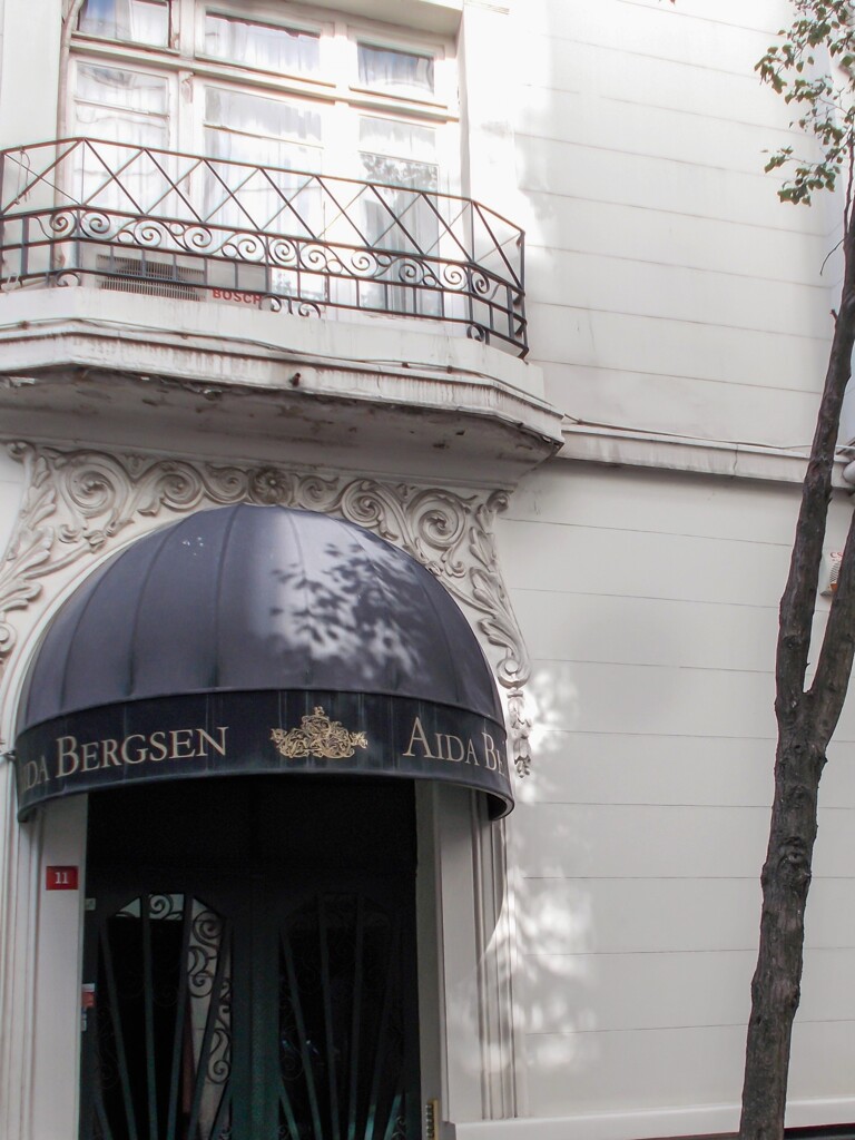 黒いレース＊＊＊