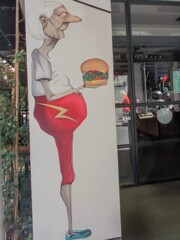 ハンバーガー屋さんちのおじちゃん　衣替え～