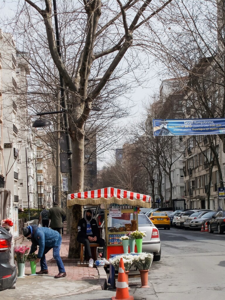 ささやかな商いの開店準備～