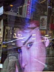 赤い鋭い視線～☆