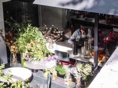 お花屋さん　注文チェック中・・・