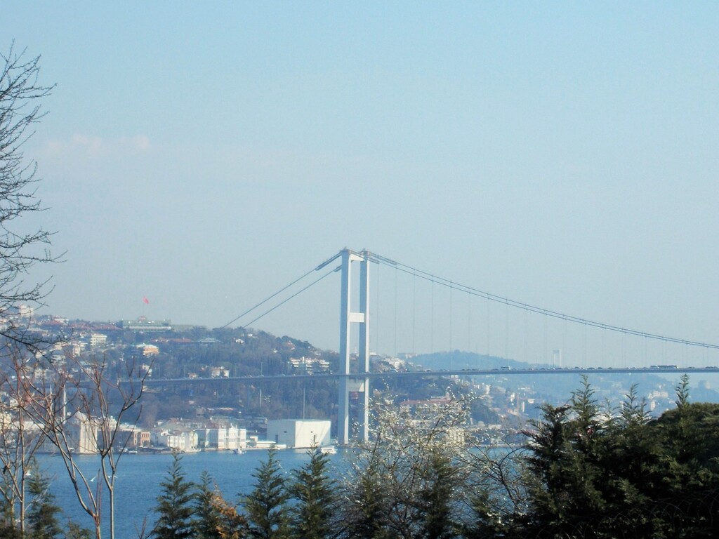 アジア大陸側からボスポラス～