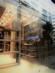 硬いガラス＊＊＊