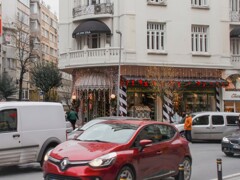 イスラム教徒の国の　ささやかなX'masデコレーション～☆