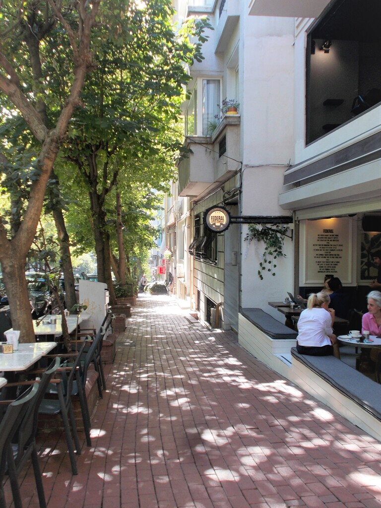 イスタンブールも朝から真夏～°˖✧◝✧˖°