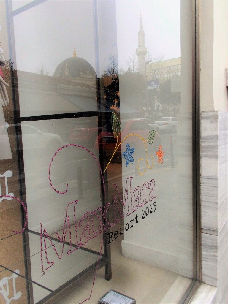 街と街のモスクと～