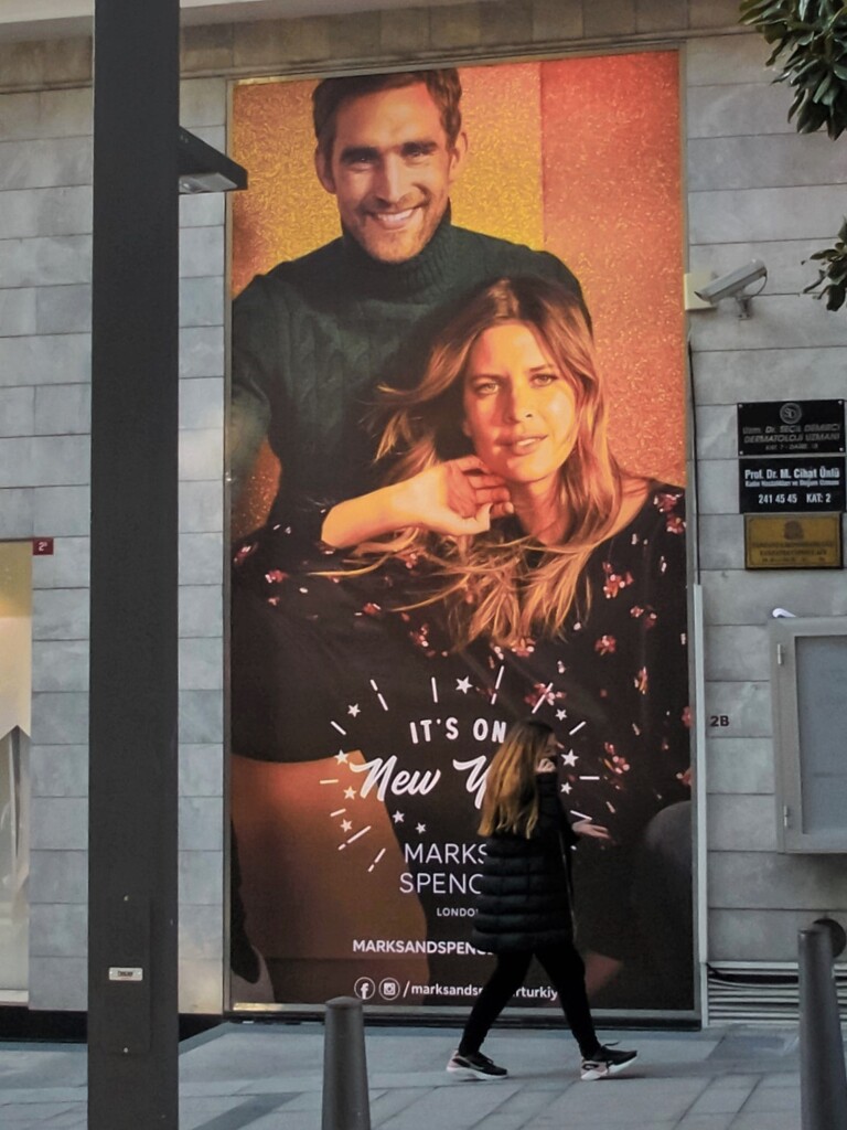 ぽっち派…？カップル派…？