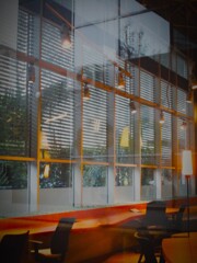 調べ物で図書館へ行ってこれ撮って来た～～♪