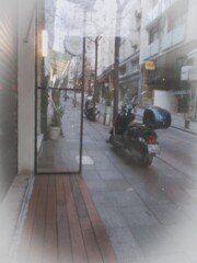 近くの商店街なのに…今は遠い所…