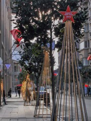 流れる時の中で　夢幻を見てるような一瞬がある…