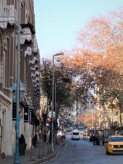 全身の骨が粉々になっちゃう恐怖の石畳の車道を走る～！