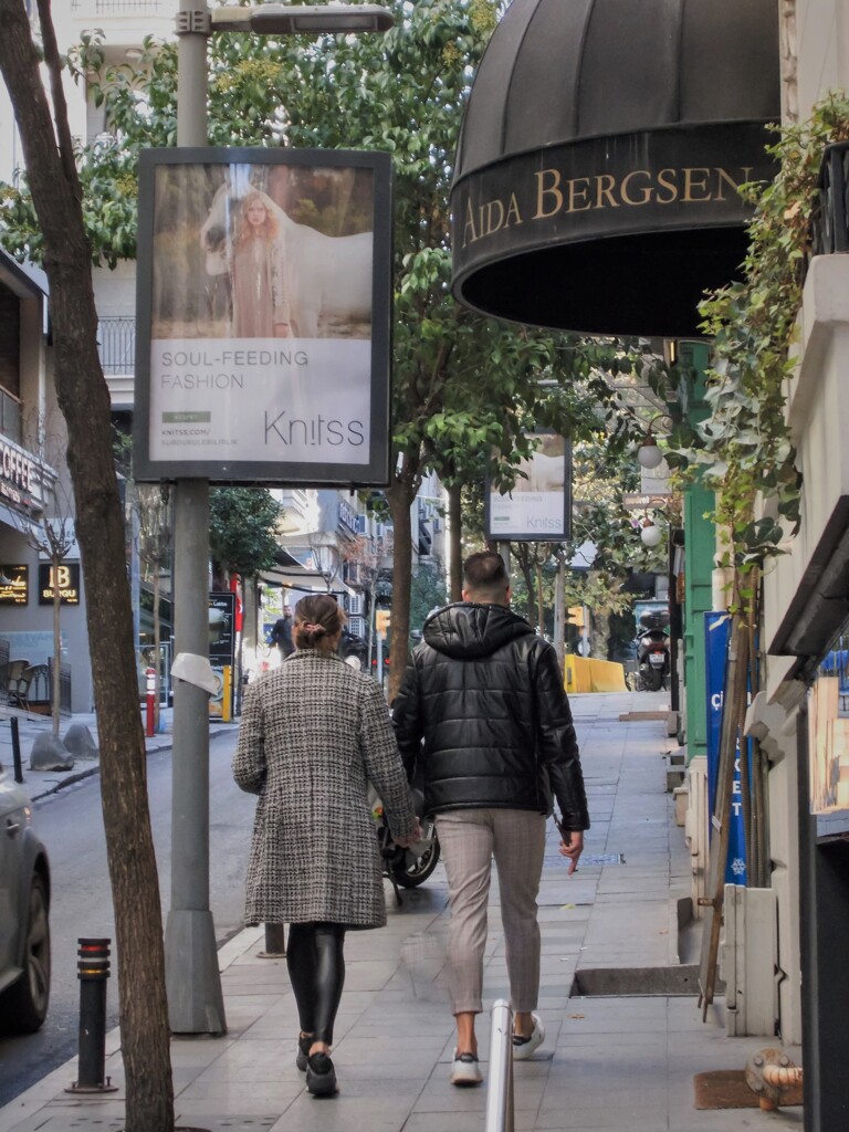 街に溶け込んだ２人～♡