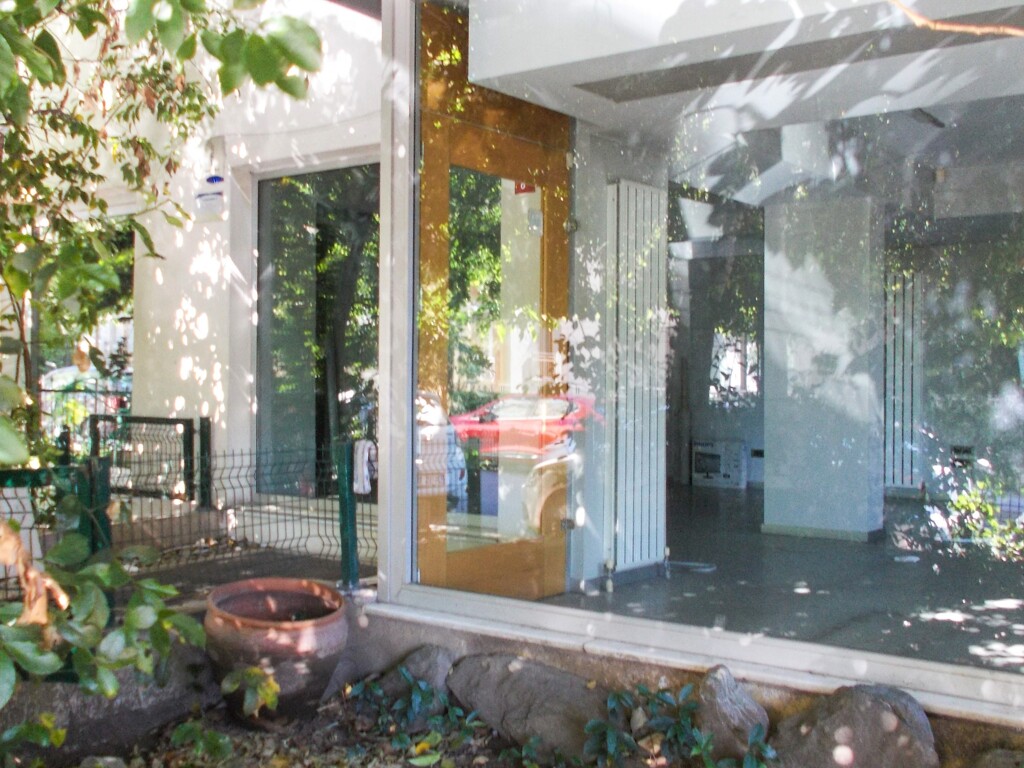 テナントが去ってしまったオフィス…