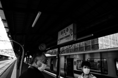 視線の先は