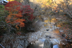 根羽峡大橋の上から