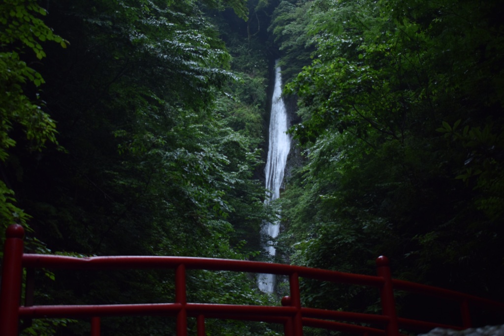 酒水の滝