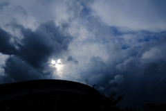 梅雨空