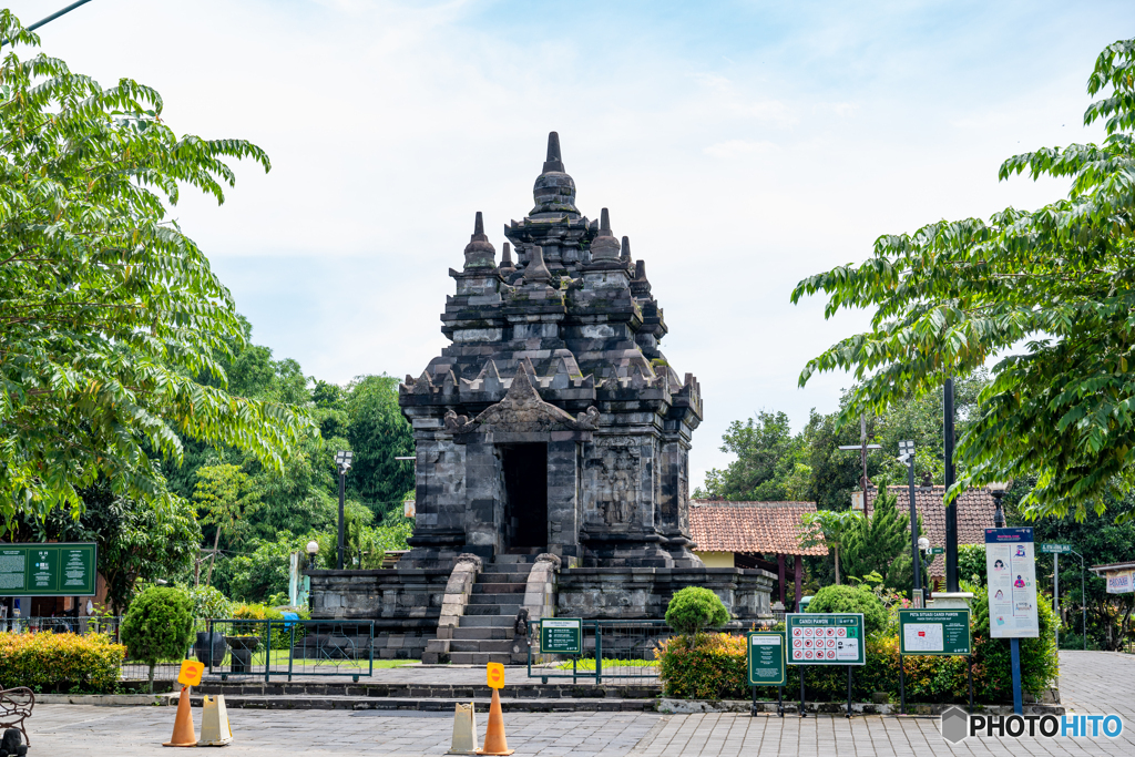 パオン寺院