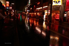 私の宿場町　雨が映す夜景