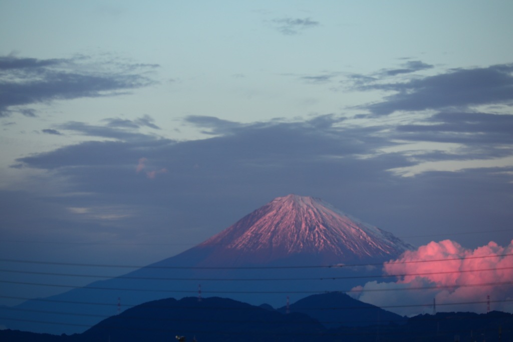 ピンクの富士山　夕焼け