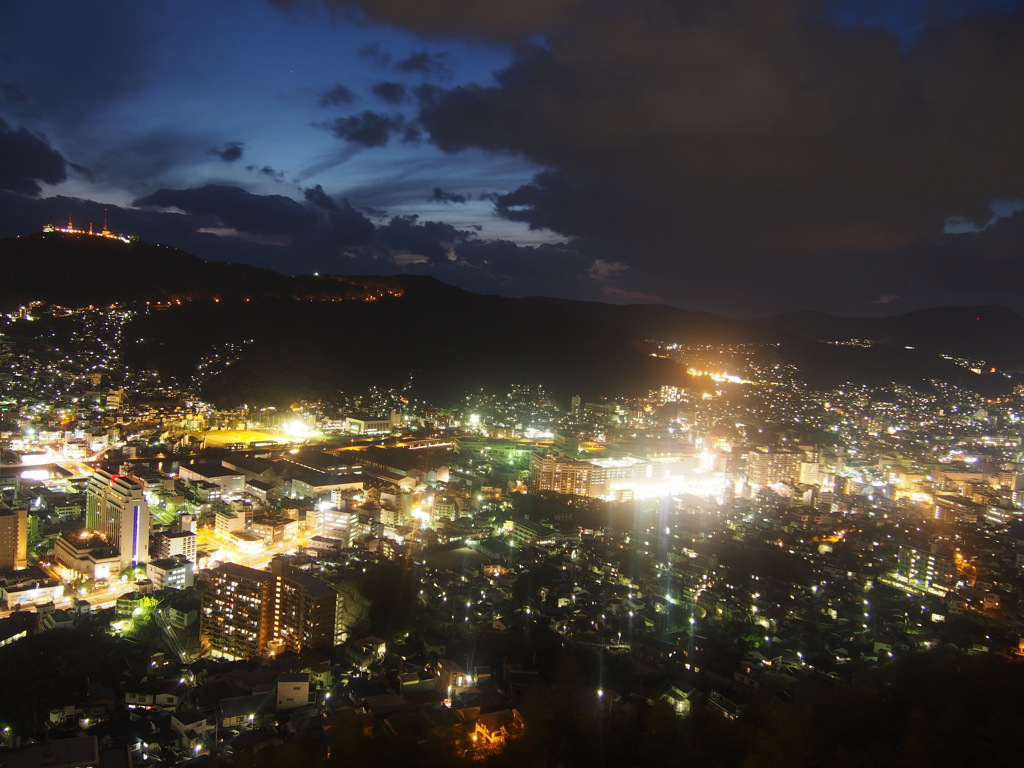 02 長崎の夜