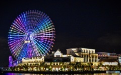 夜の観覧車