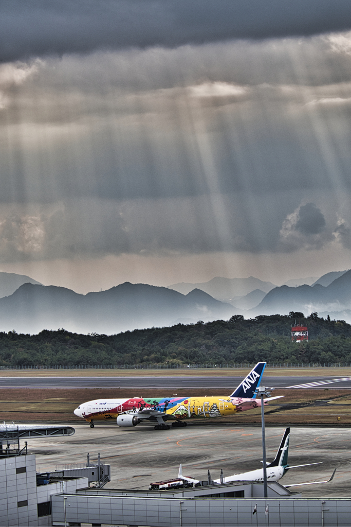 広島空港でハロー2020ジェット